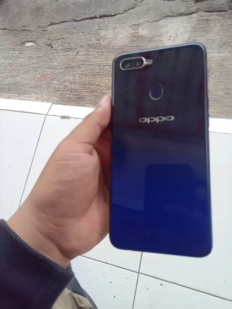 Oppo F9 4/64 garansi resmiii