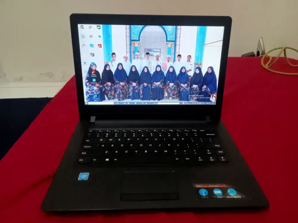 Jual cepat laptop Lenovo (nego tipis)
