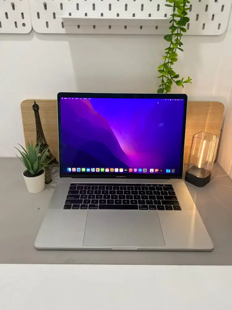 MACBOOK PRO 2018 i7 16/512GB 15INCH