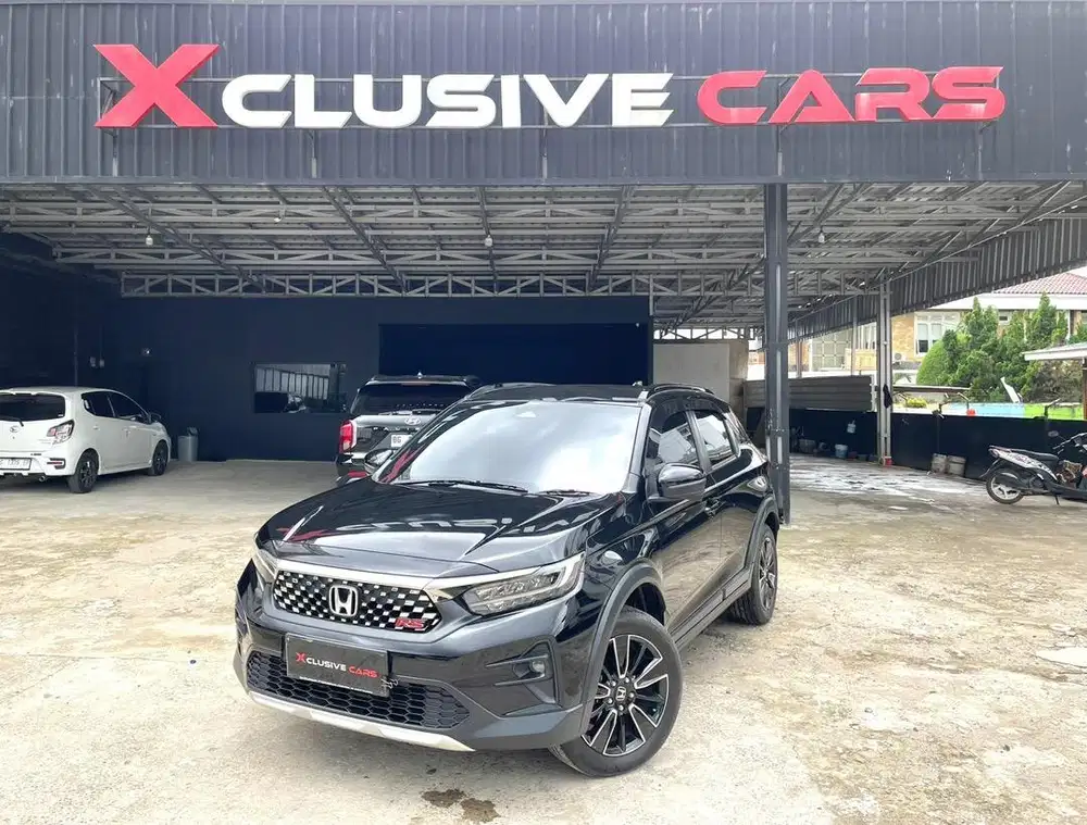 ( DP 25jt ) Honda WRV RS Sensing 2024 Automatic, Km16rb, Vipcars