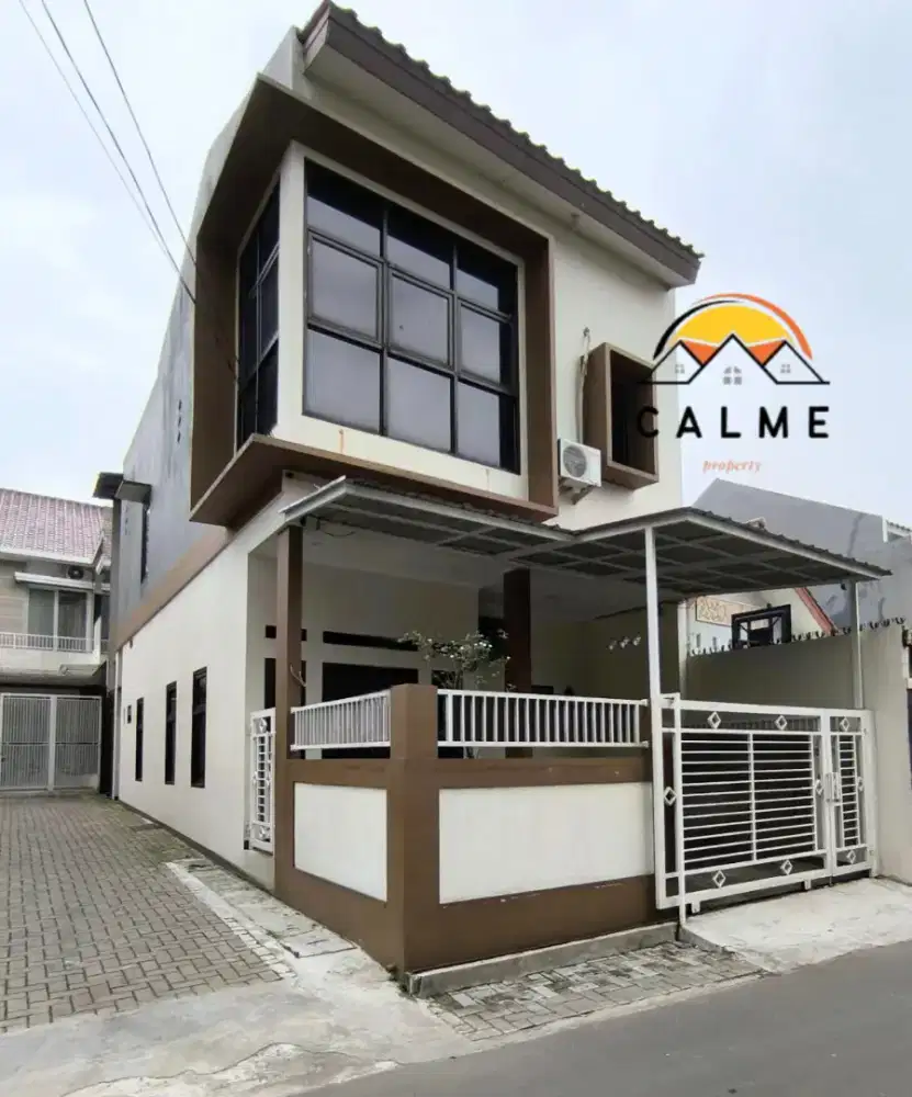 Rumah 3 Lantai Eks Kantor Umrah – Bangunan Luas, Siap Huni & Usaha