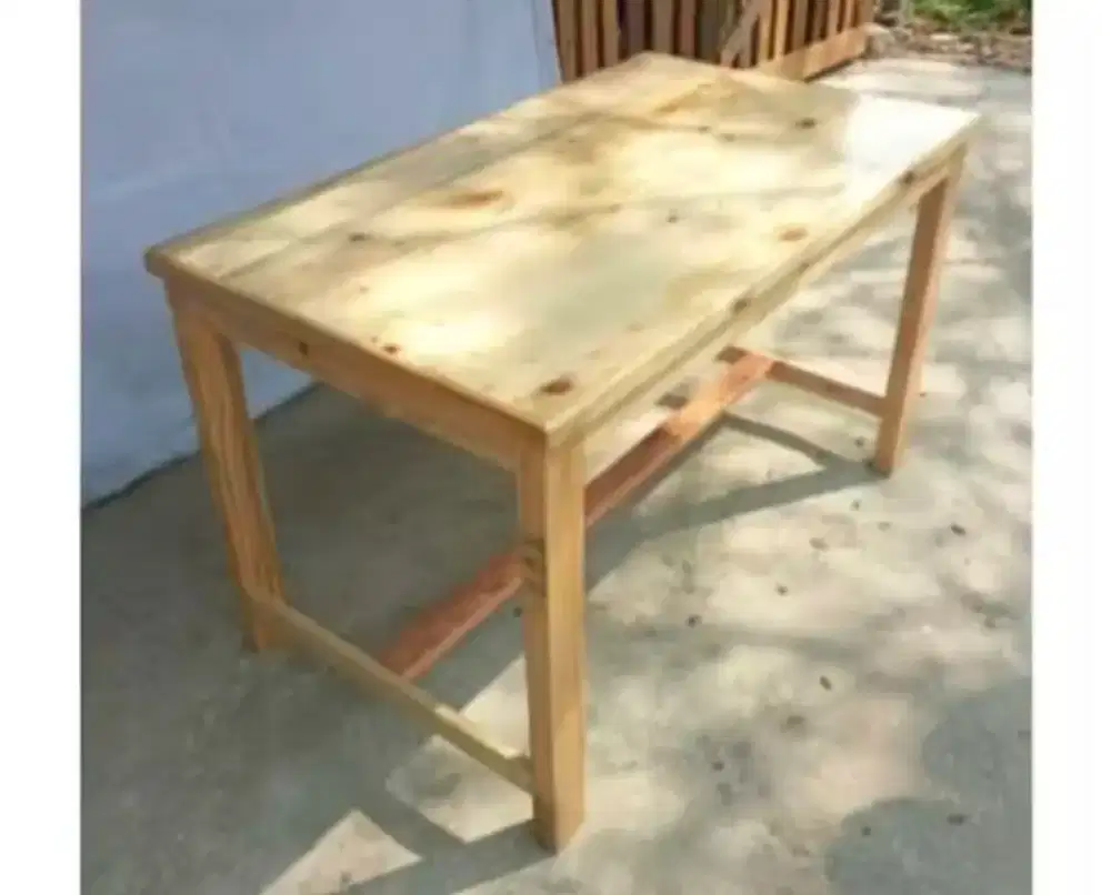 Meja kayu jati belanda