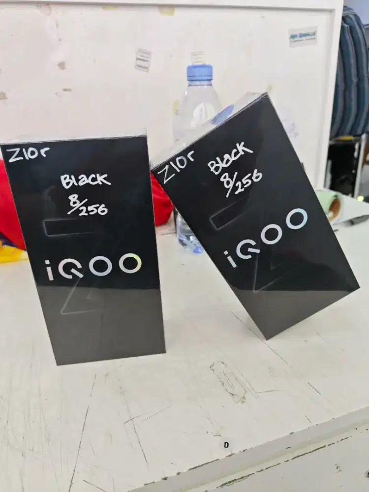 Iqoo Z10r 5g 8/256 black new segel