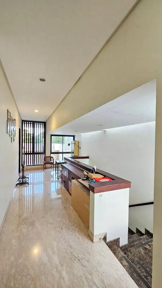 Dijual Ruamh Graha Natura 2 Lantai Siap Huni Ada Kolam Ikan