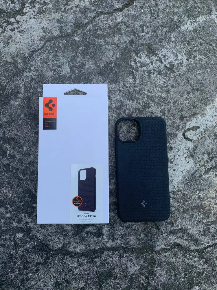 Spigen Mag Armor Magsafe iPhone 13/14