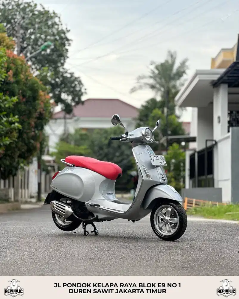 TERMURAH PIAGGIO VESPA PRIMAVERA 150 IGET 3V TH 2018 WARNA SILVER