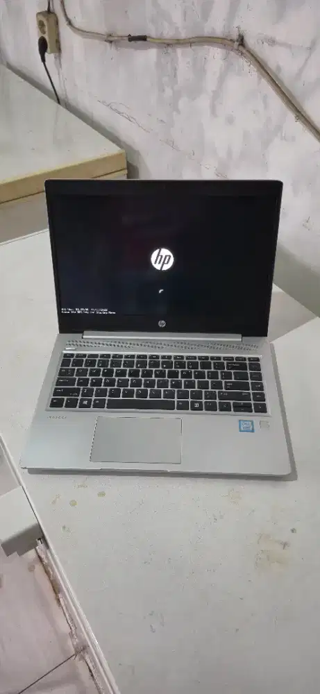 Laptop HP PROBBOOK 440 G6 Core i7 gen8 Ram8GB HDD1TB siap pakai