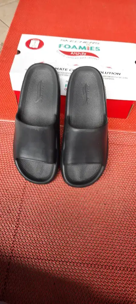 Jual sendal original sketchers foam archFit mulus