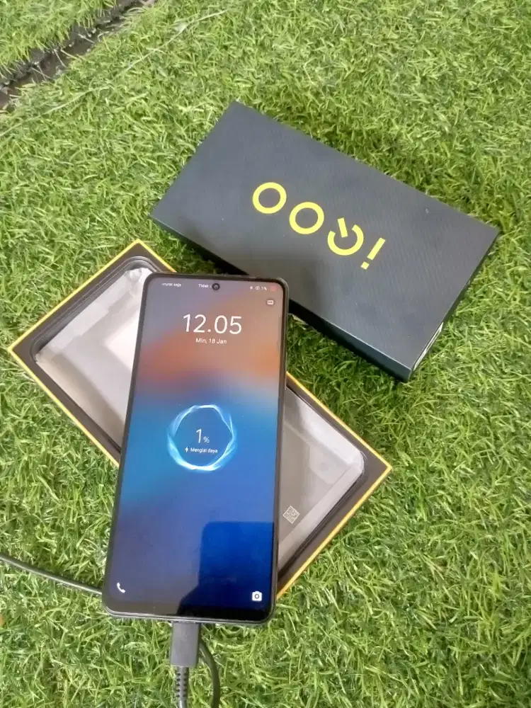 Iqoo z7x  ram 8 joss