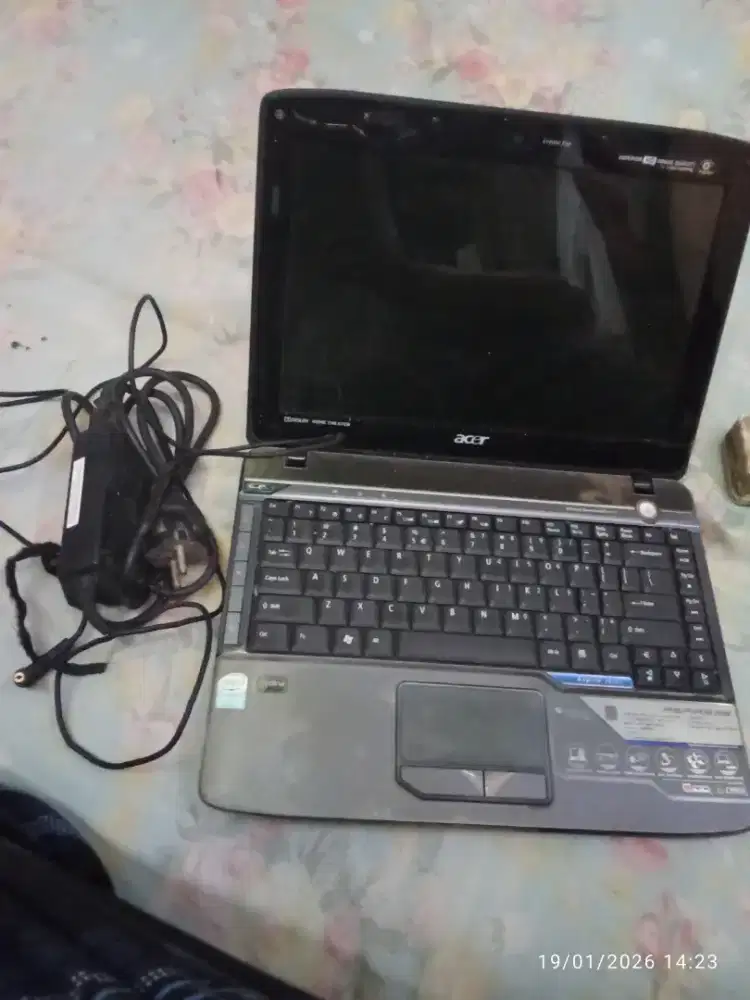 ingin menjual barang bekas buat biaya kuliah