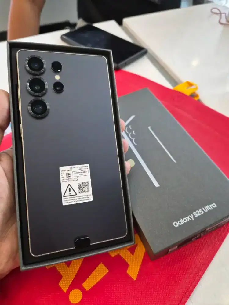 SAMSUNG GALAXY S25 ULTRA 512GB
