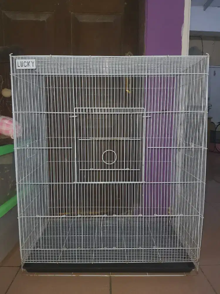 KANDANG BESI KUCING TIDAK TINGKAT PRELOVED