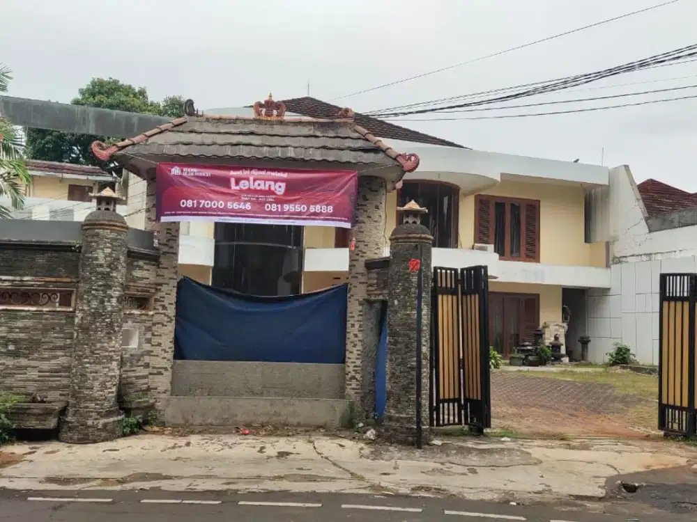 Rumah Strategis dan Murah di Kawasan Cilandak dekat dengan MRT Fatmawati