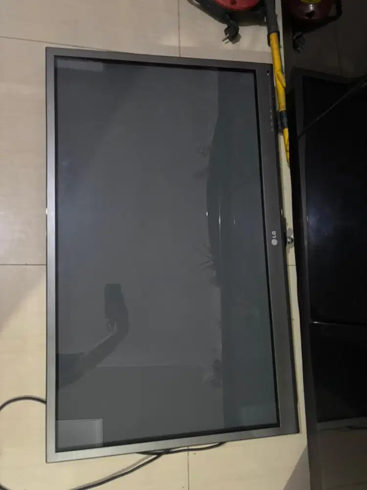 TV LG Plasma 42 Inch