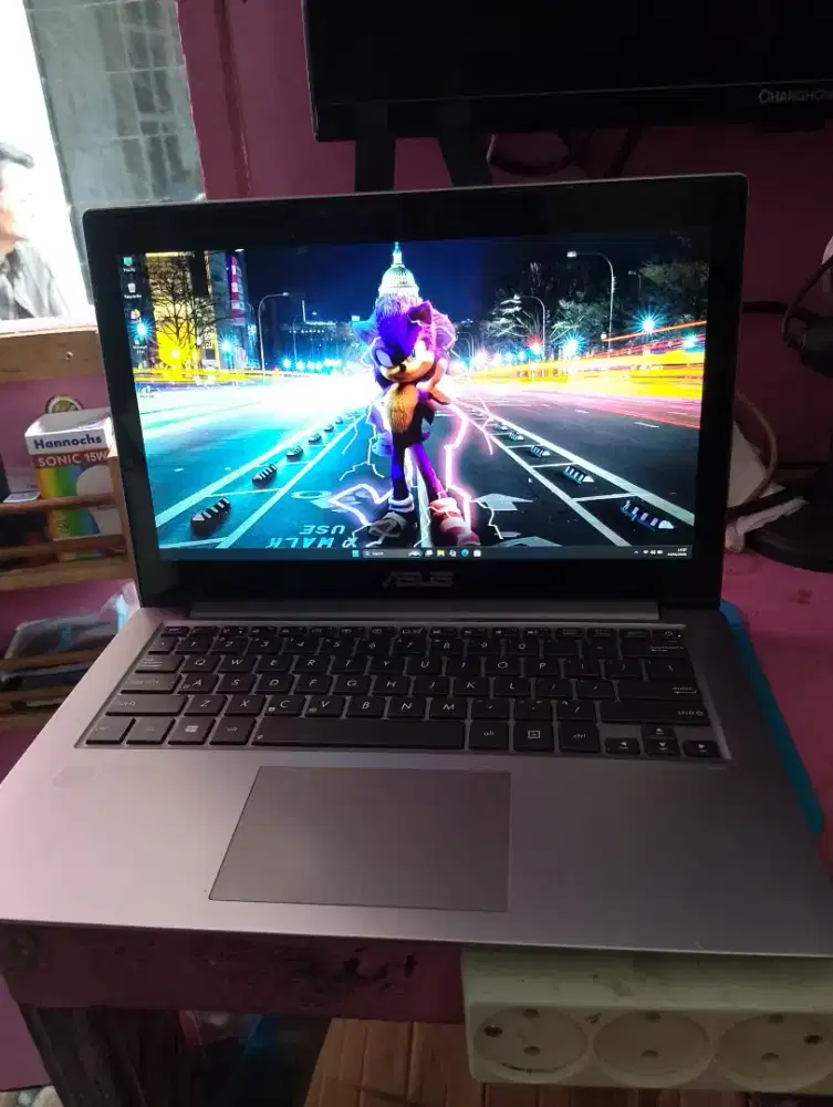 Leptop Asus Vivobook U38N Slim Touchscreen