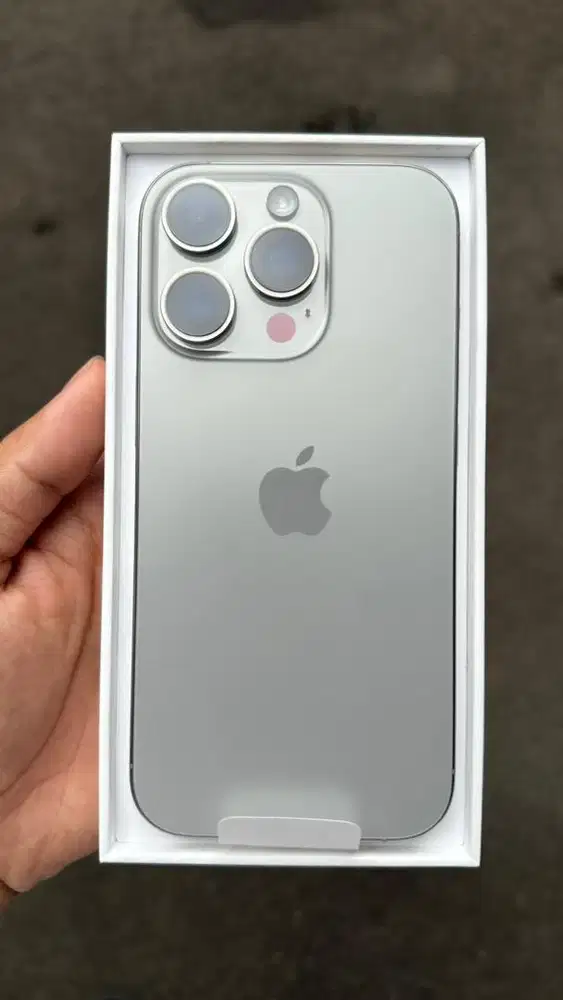 Iphone 16 pro 128 ibox garansi aktif