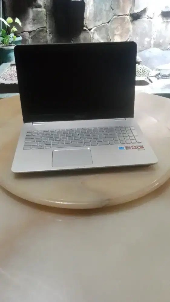 Laptop ASUS N551ZU-CN041H