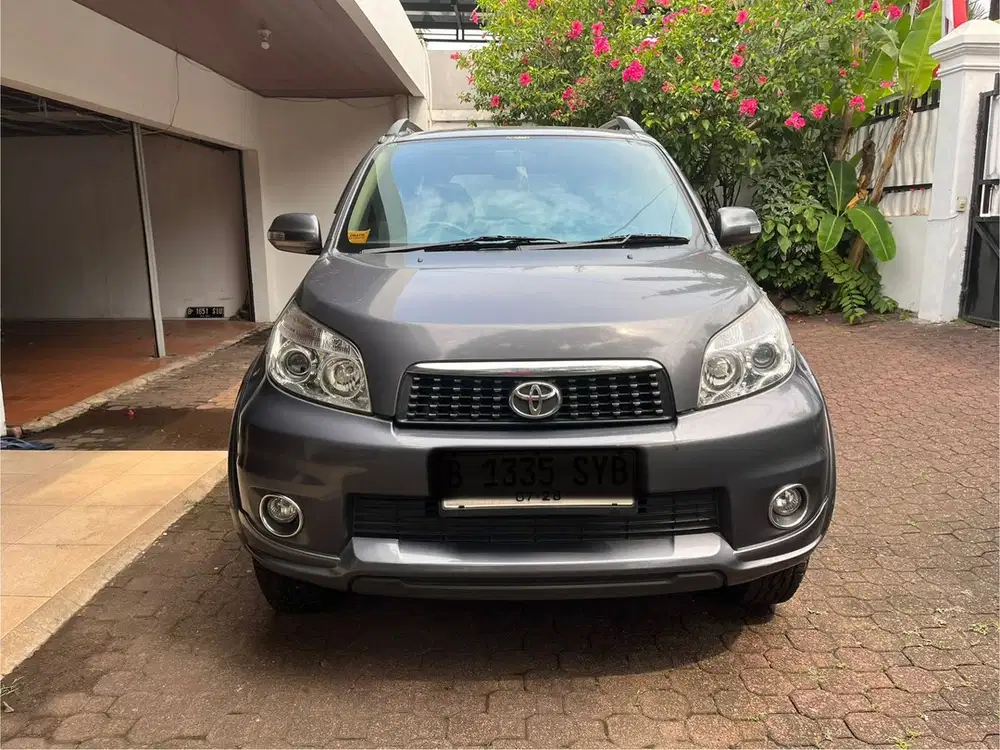 Toyota Rush 2013 Bensin