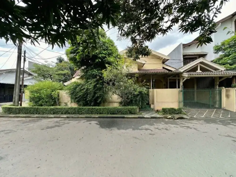 Hot Sale  Dijual Rumah Hook Hitung Tanah Bintaro Jaya Sektor 3 #264539