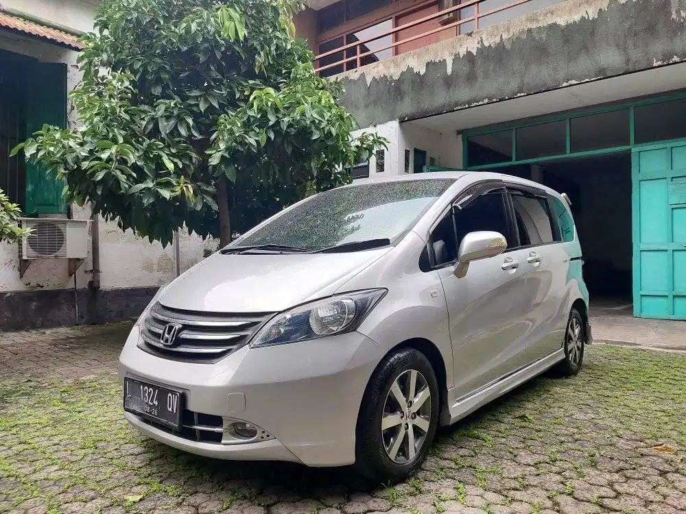 HARGA CASH TERMURAH HONDA FREED E PSD 2010 pcd avanza jazz innova crv