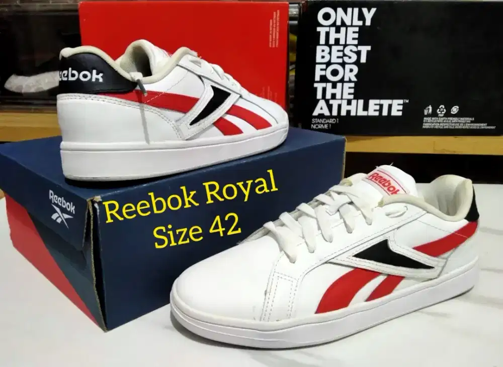 Sepatu Reebok Royal