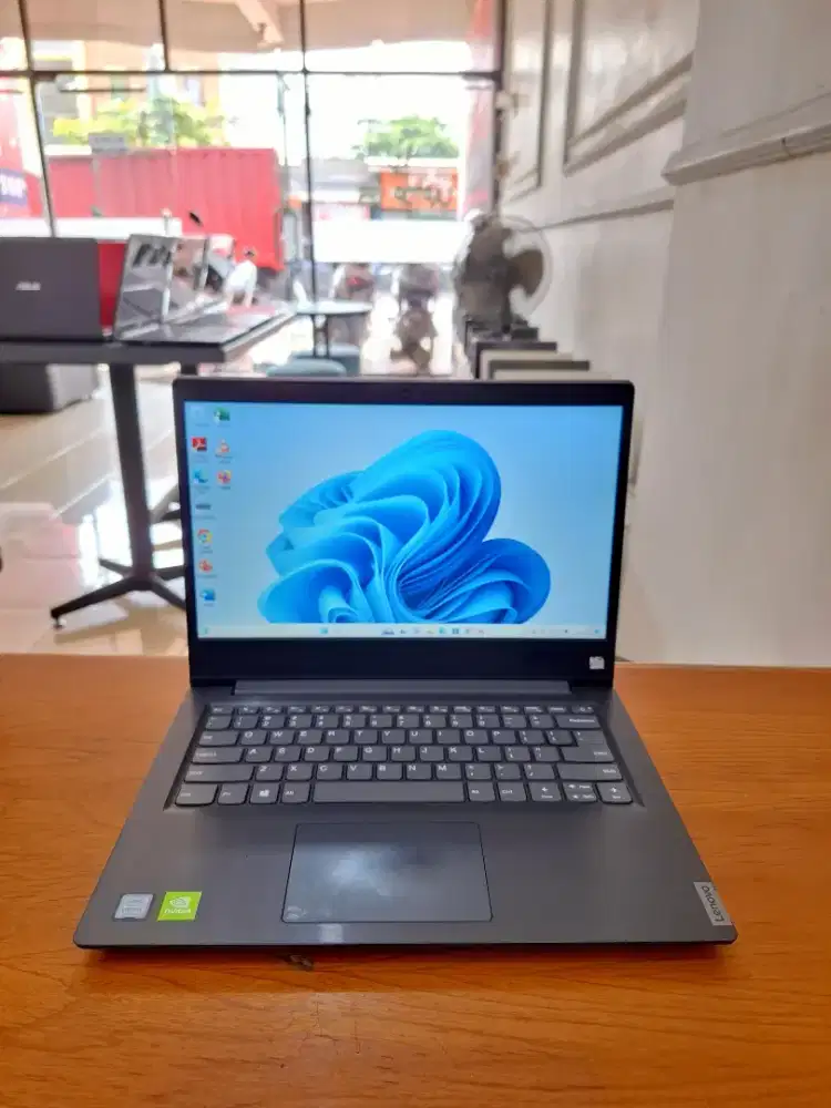 Lenovo idepad S145-141WL GAMING (double vga)