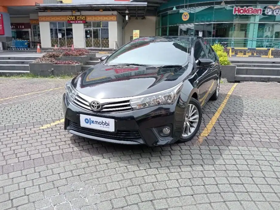 KM Rendah - TOYOTA Corolla Altis 1.8 G Bensin M/T 2014 HITAM