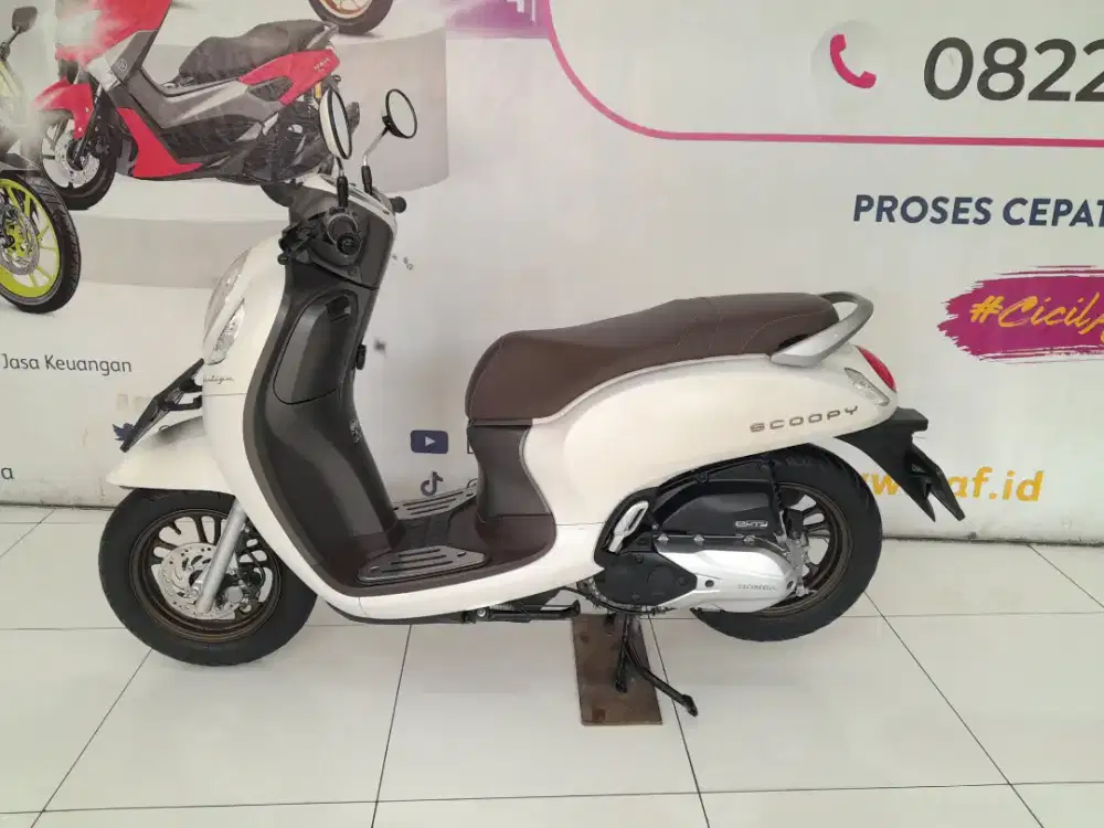 GERCEP HONDA SCOOPY PRESTIGE 2023