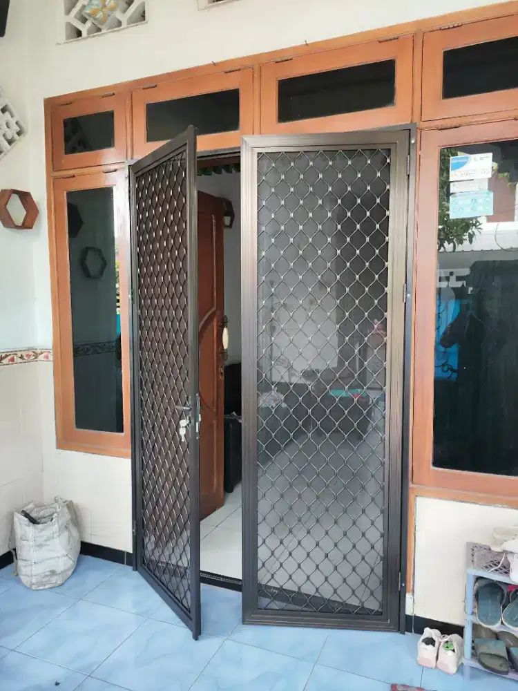 Pintu Aluminium