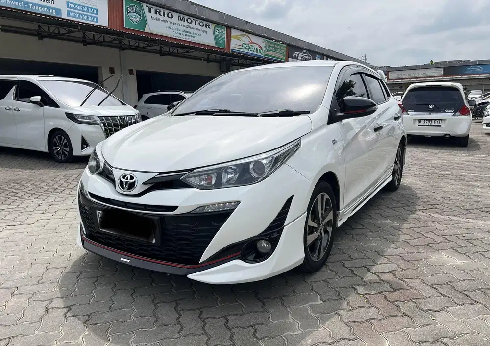 Toyota Yaris S TRD AT 2018 Putih Bagus Termurah