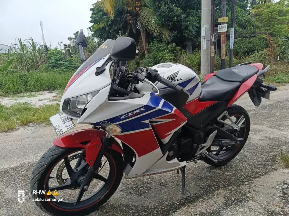 Honda cbr kondisi super