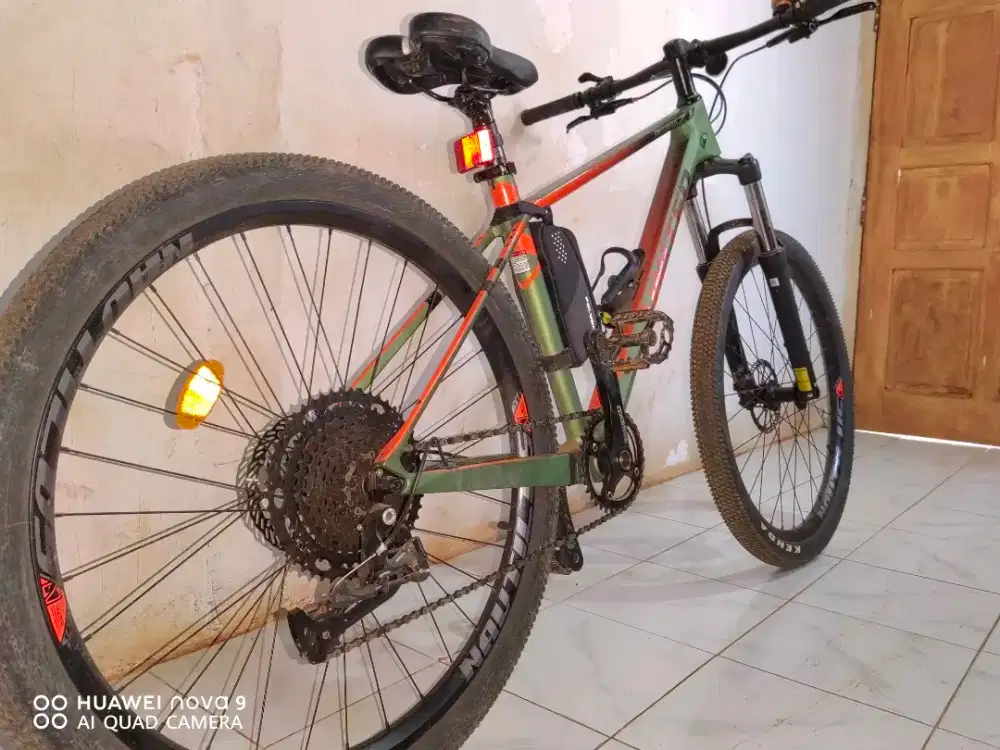 Jual sepeda bahan carbon united detroid 7.1 mulus