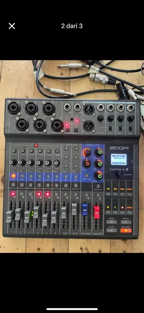 Mixer Zoom Live track 8