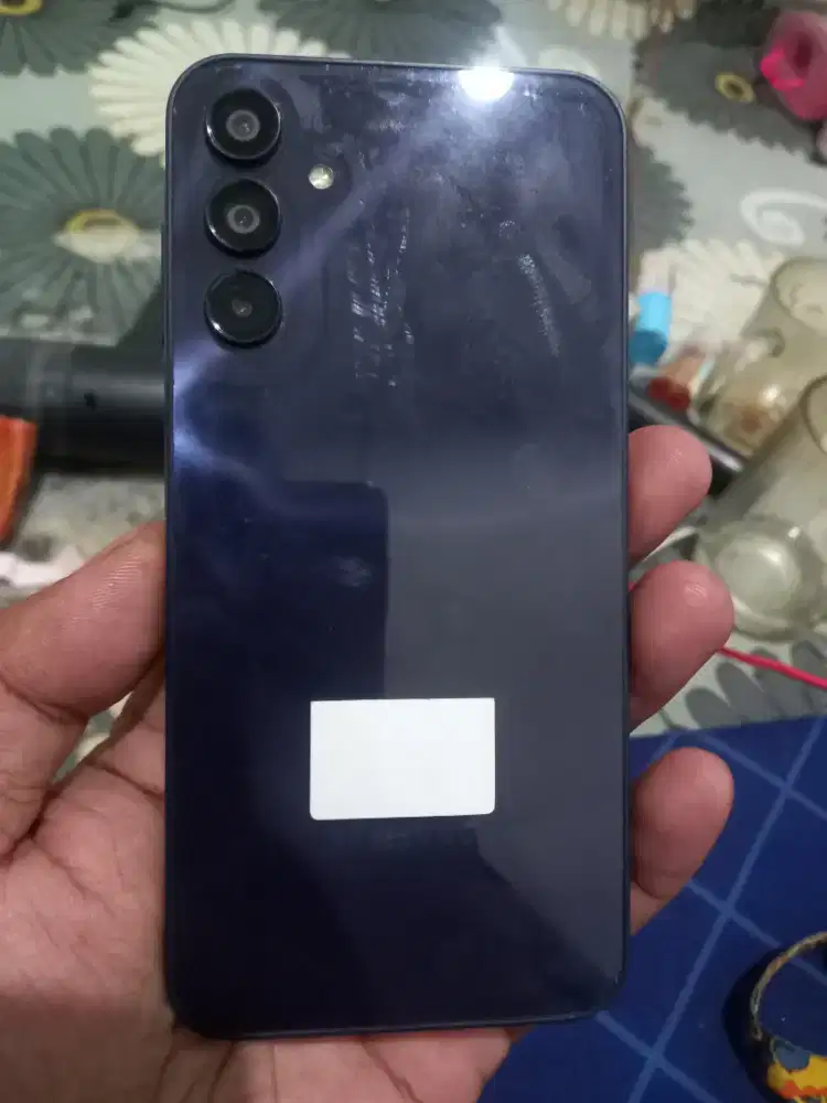 Jual samsung a 15    8/256