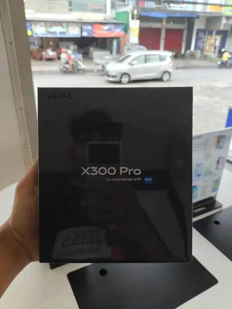 Vivo X300 pro 16/512 GB