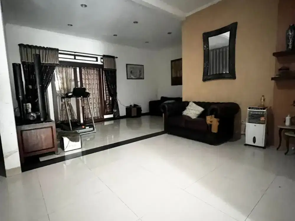 Dijual/Disewakan rumah siap huni 2 lantai di Kemang Pratama 3, Bekasi