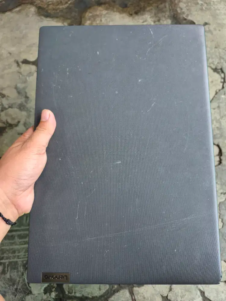 Lenovo Ideapad Slim 3