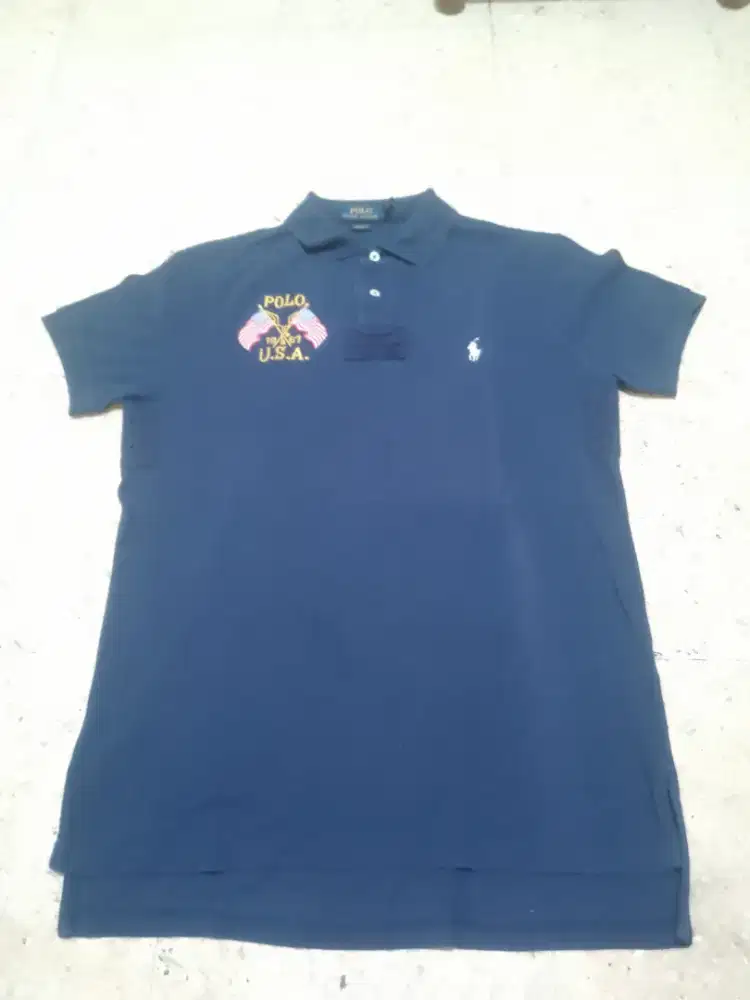 Polo shirt original big logo bordir second bekas