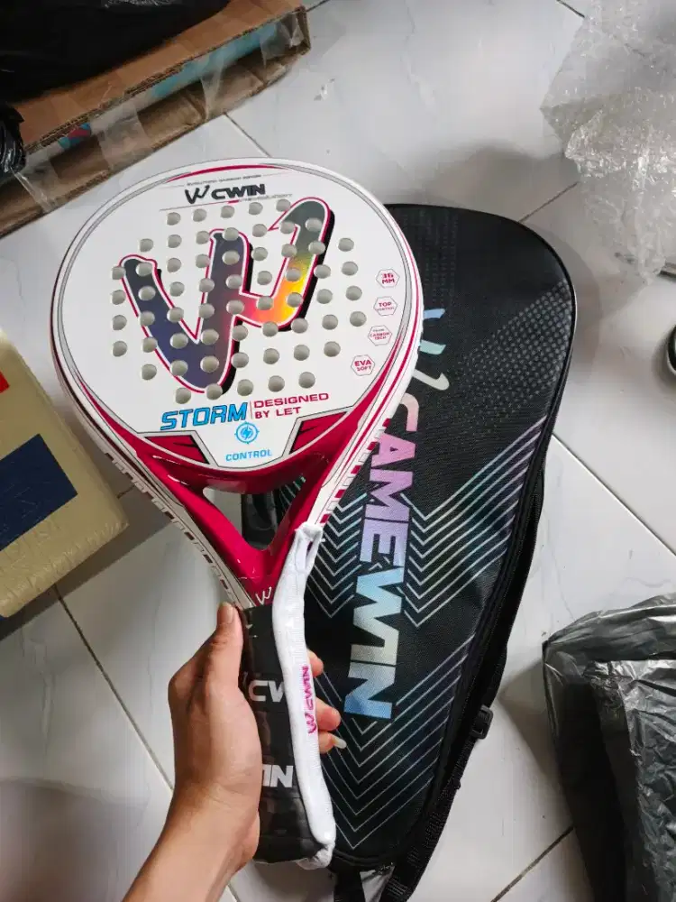 Raket Padel Camewin Storm Kondisi Baru Lengkap Tas