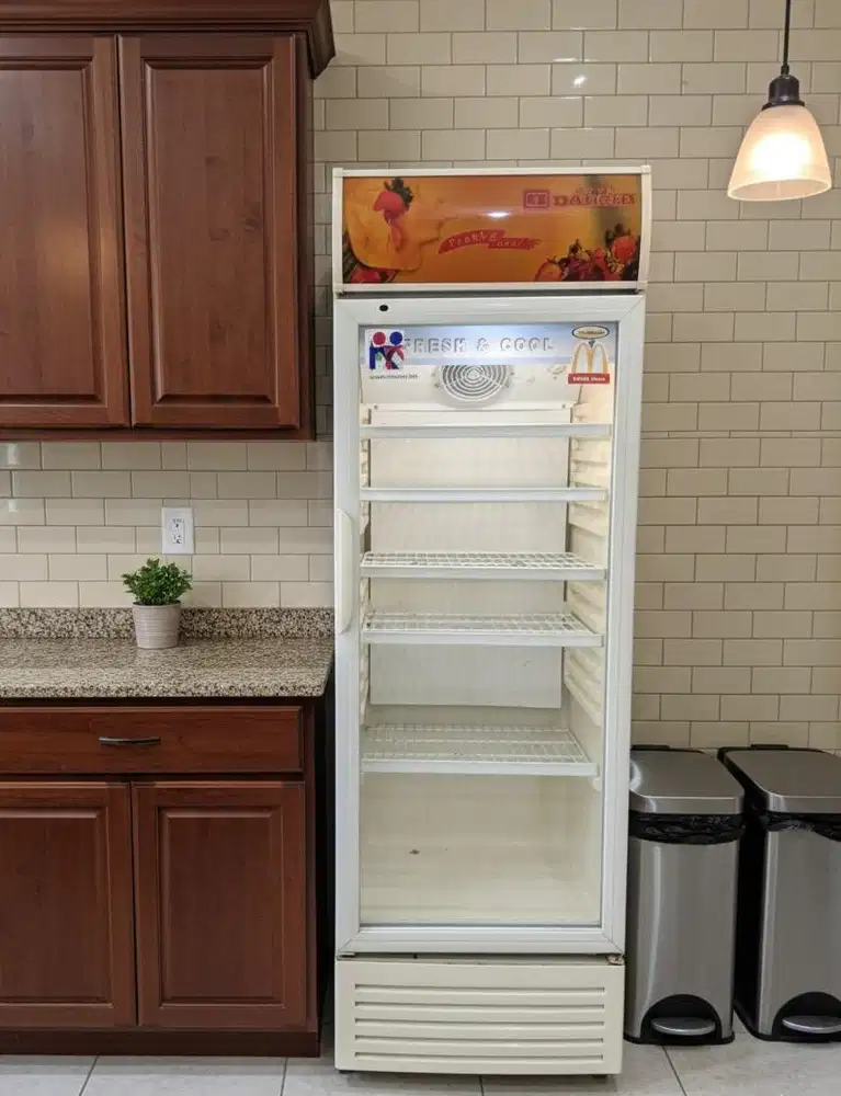 Free antar showcase 5 rak daichii murah