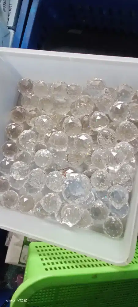 Dijual copotan bola lampu kristal