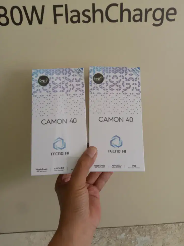 [ Fast respon WA ] Tecno Camon 40 8+8/256 Garansi resmi 13bln