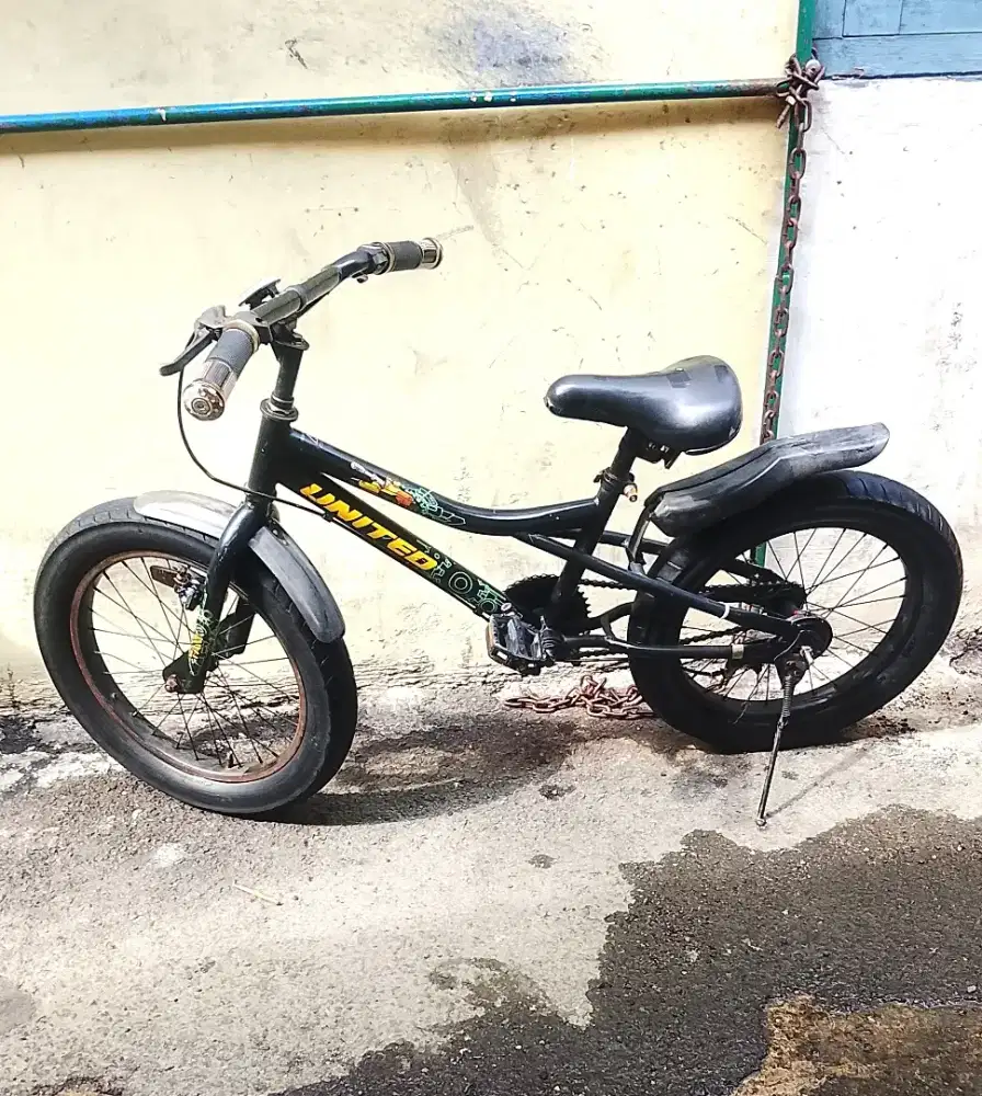 Sepeda BMX  UNITED TANX ANAK  UK 18