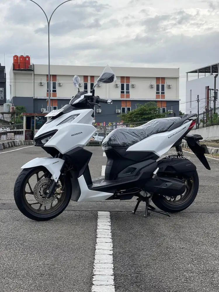DP 500 - VARIO 160 ABS 2022 Cash/Kredit Barang Bagus