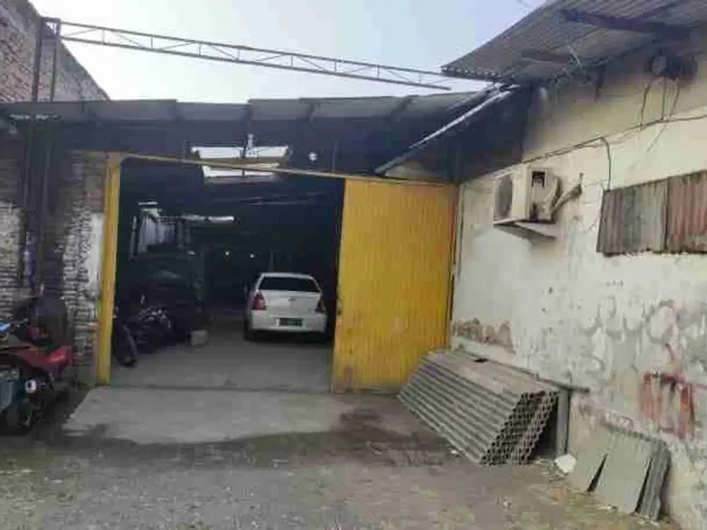 Dijual tanah dan bangunan di kupang krajan lokasi strategis dan cocok buat usaha