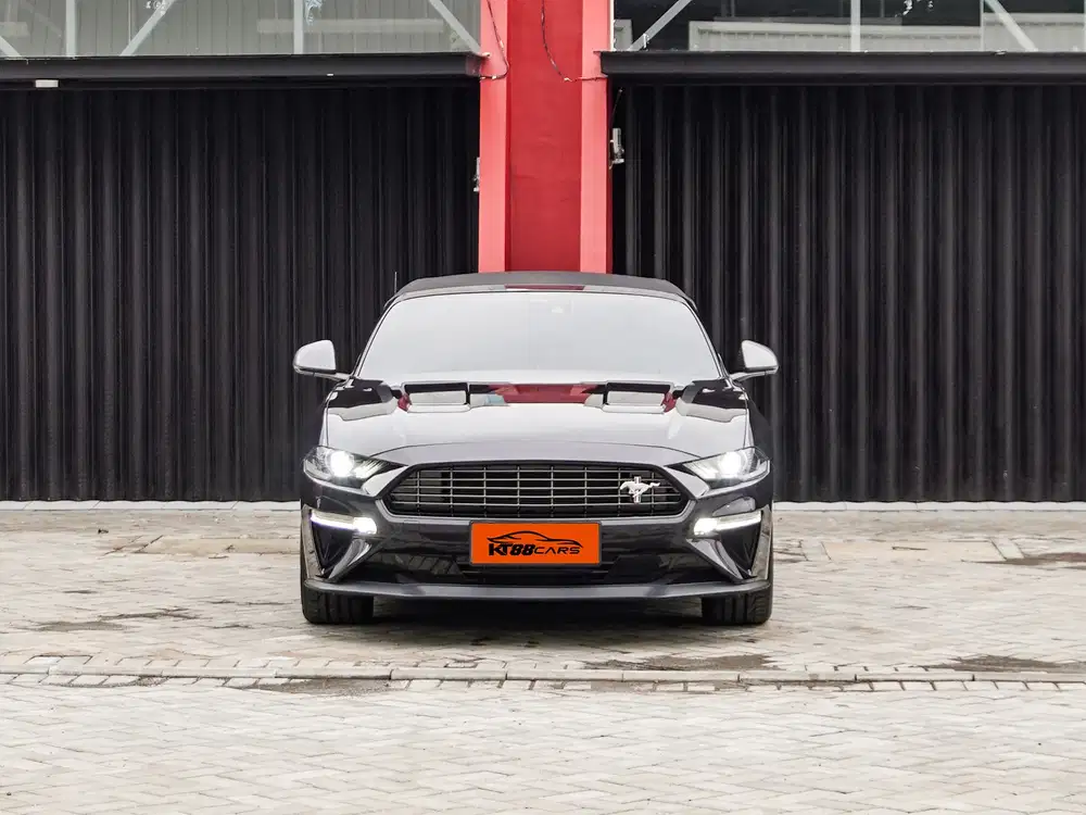 Ford Mustang low km 2022