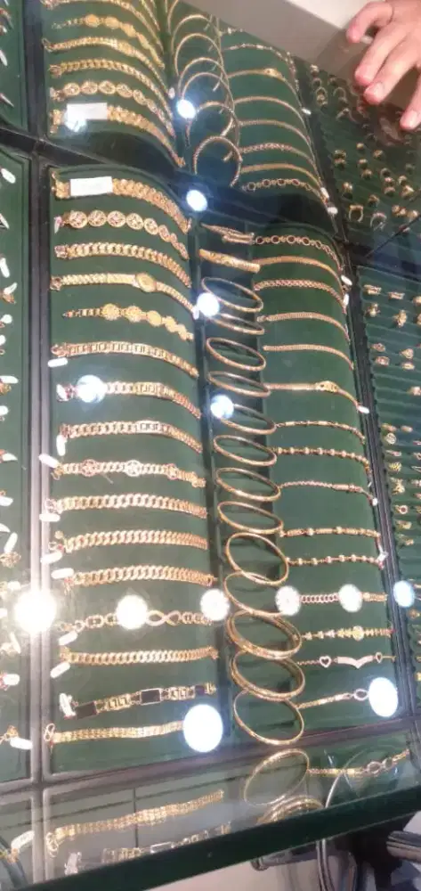 Di jual asesoris wanita. Murah dan ORI  wa dan hp no iklan ini