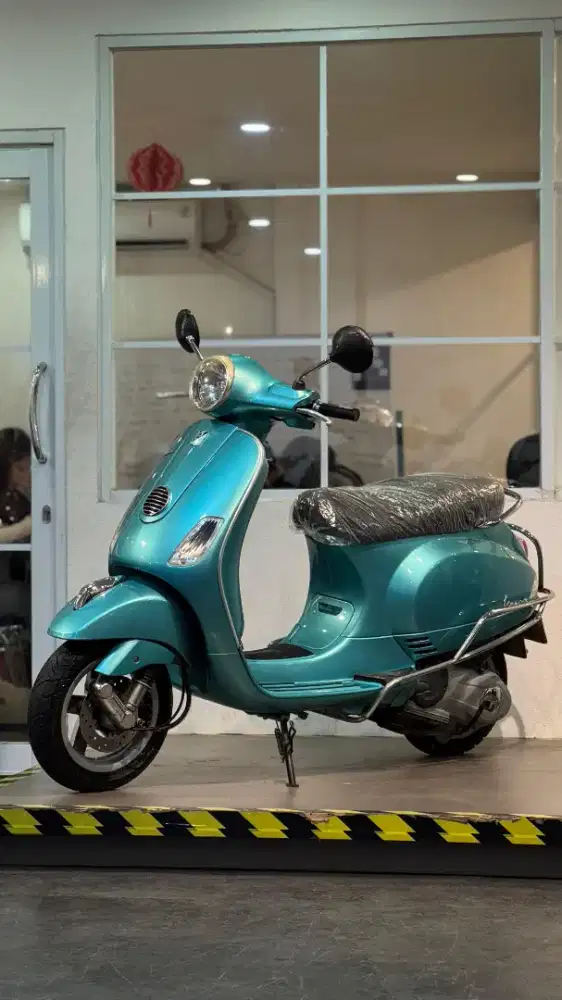 PIAGGIO VESPA LX 150 3VIE 2013 MURAH BERGARANSI