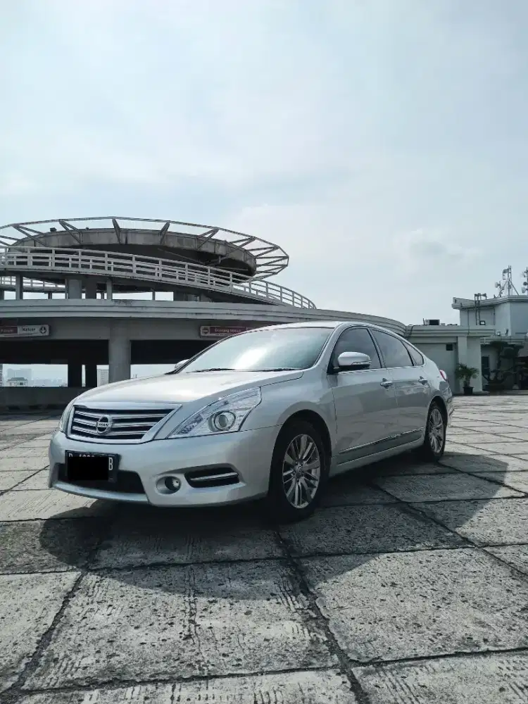 Nissan Teana XV 2.5 AT 2012 Terawat KM LOW 54 RB