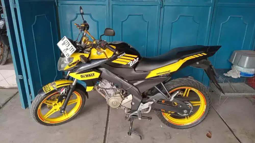 Yamaha Vixien SE tahun 2015 gress